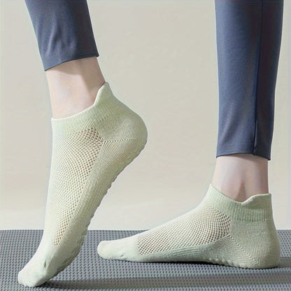 6 Pairs Non-Slip Grip Socks for Women – Perfect for Pilates, Yoga, Barre, Ballet & Barefoot Workouts